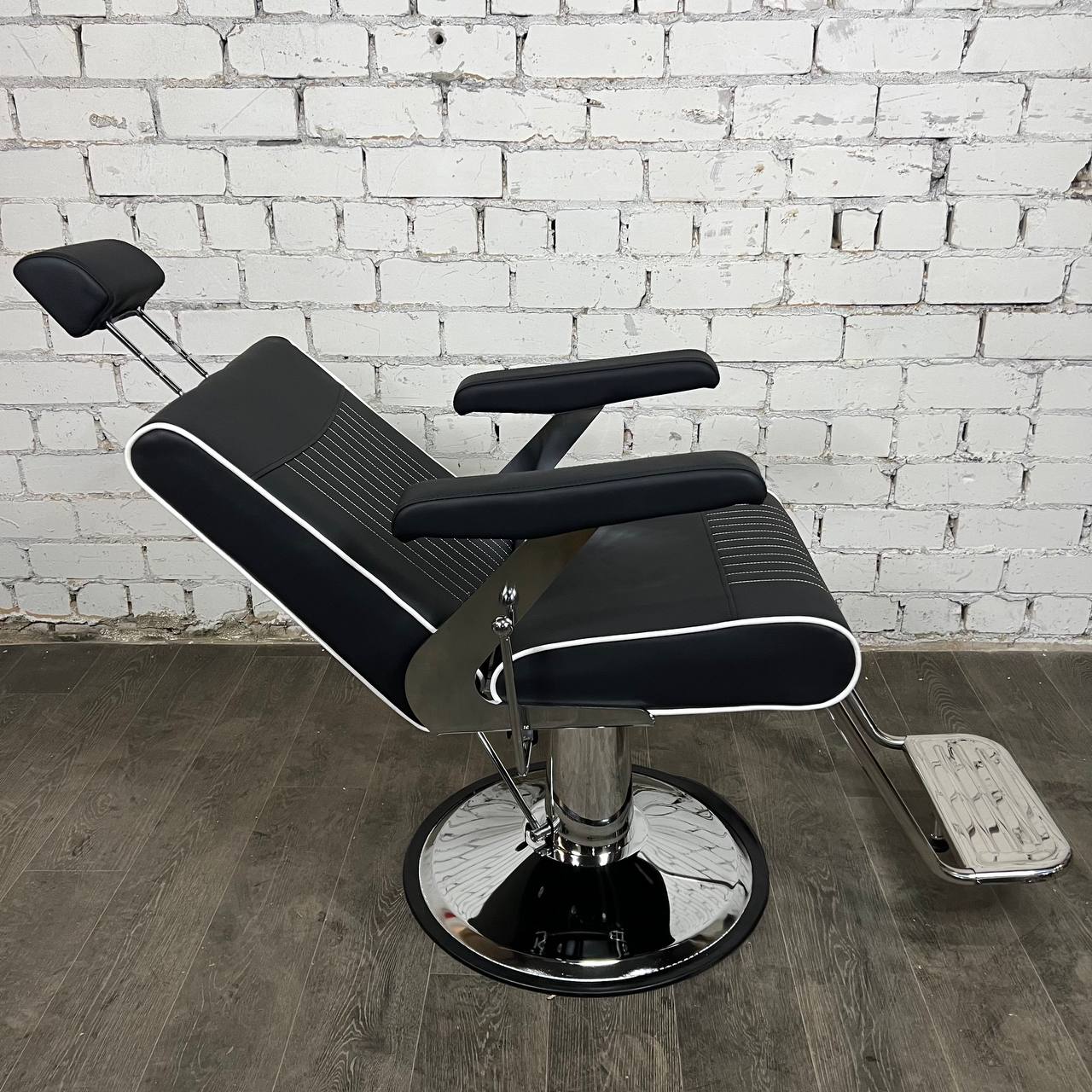 6vj9u63pe2edjo9iexftozkmv4ut51ex.jpg